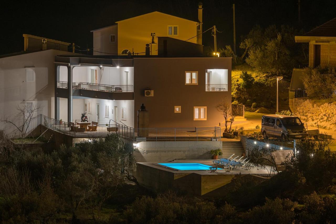 Villa Violeta With Amazing Sea View Makarska Bagian luar foto