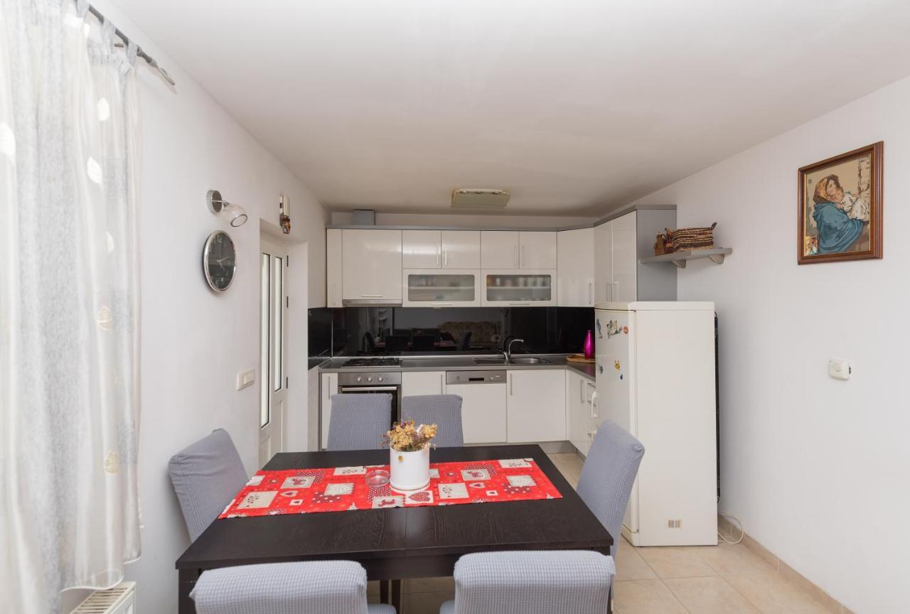 Villa Violeta With Amazing Sea View Makarska Bagian luar foto