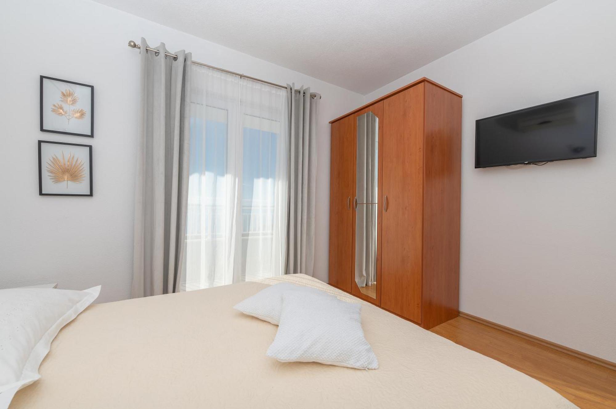Villa Violeta With Amazing Sea View Makarska Bagian luar foto